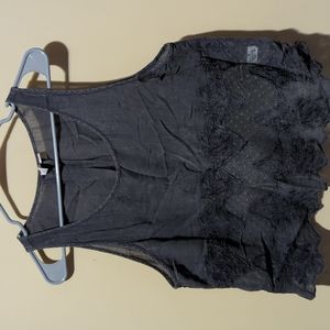Melrose and Market size medium gray tank